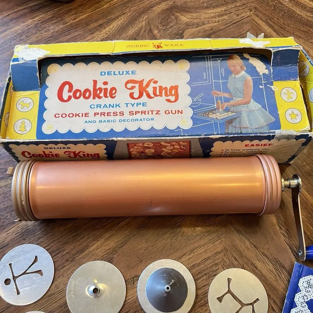 Nordic Ware Deluxe Cookie King Crank Cookie Press Spritz Gun 10 Discs